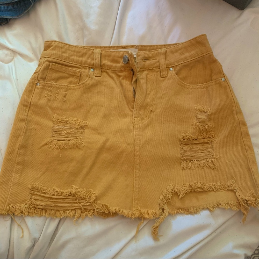 ✨PacSun yellow / mustard distressed jean skirt ✨